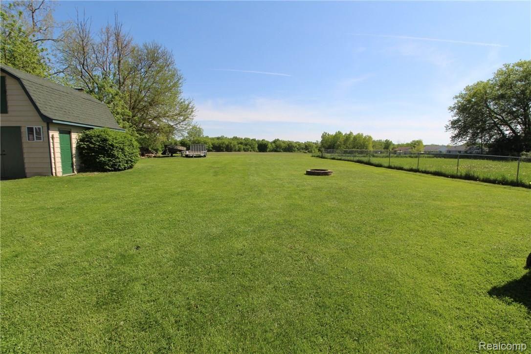 6056 Hopkins Road Flint, MI 48506 - Photo 26 of 33 IMG_0096.JPG