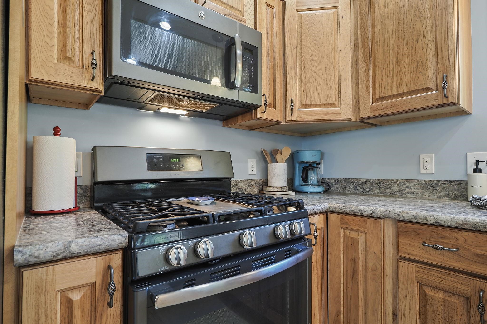 13637 Bluff Road Traverse City, MI 49686 - Photo 24 of 70