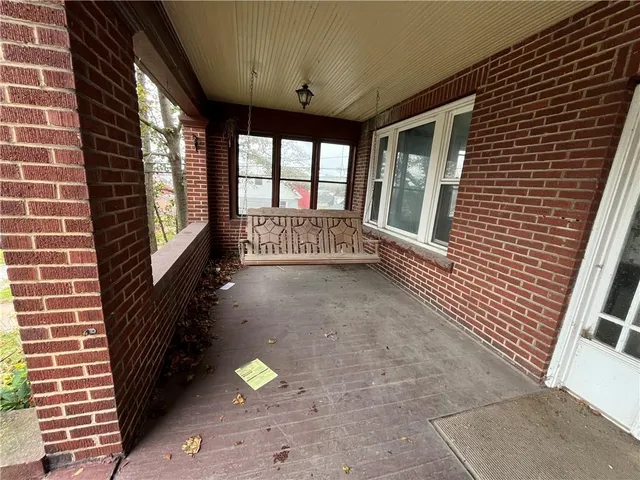 a view of an entryway