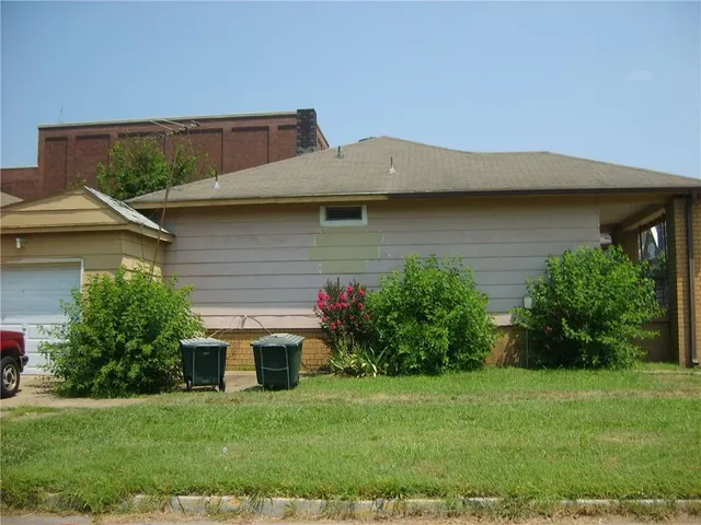 $69,900 | 210 West 5th Street, Pittsburg, KS 66762