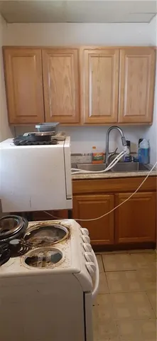 $69,900 | 210 West 5th Street, Pittsburg, KS 66762