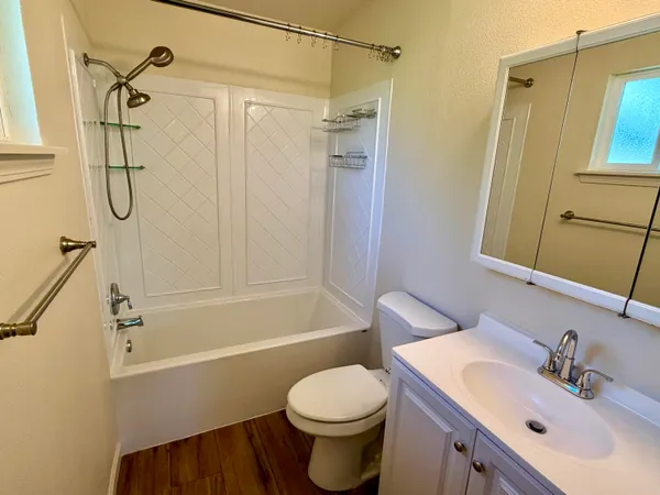 $350,000 | 5572 Olive Street, Anderson, CA 96007