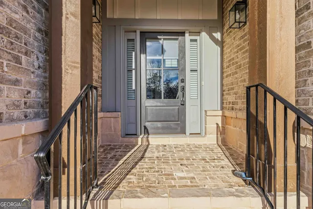 a view of a entryway door of the house