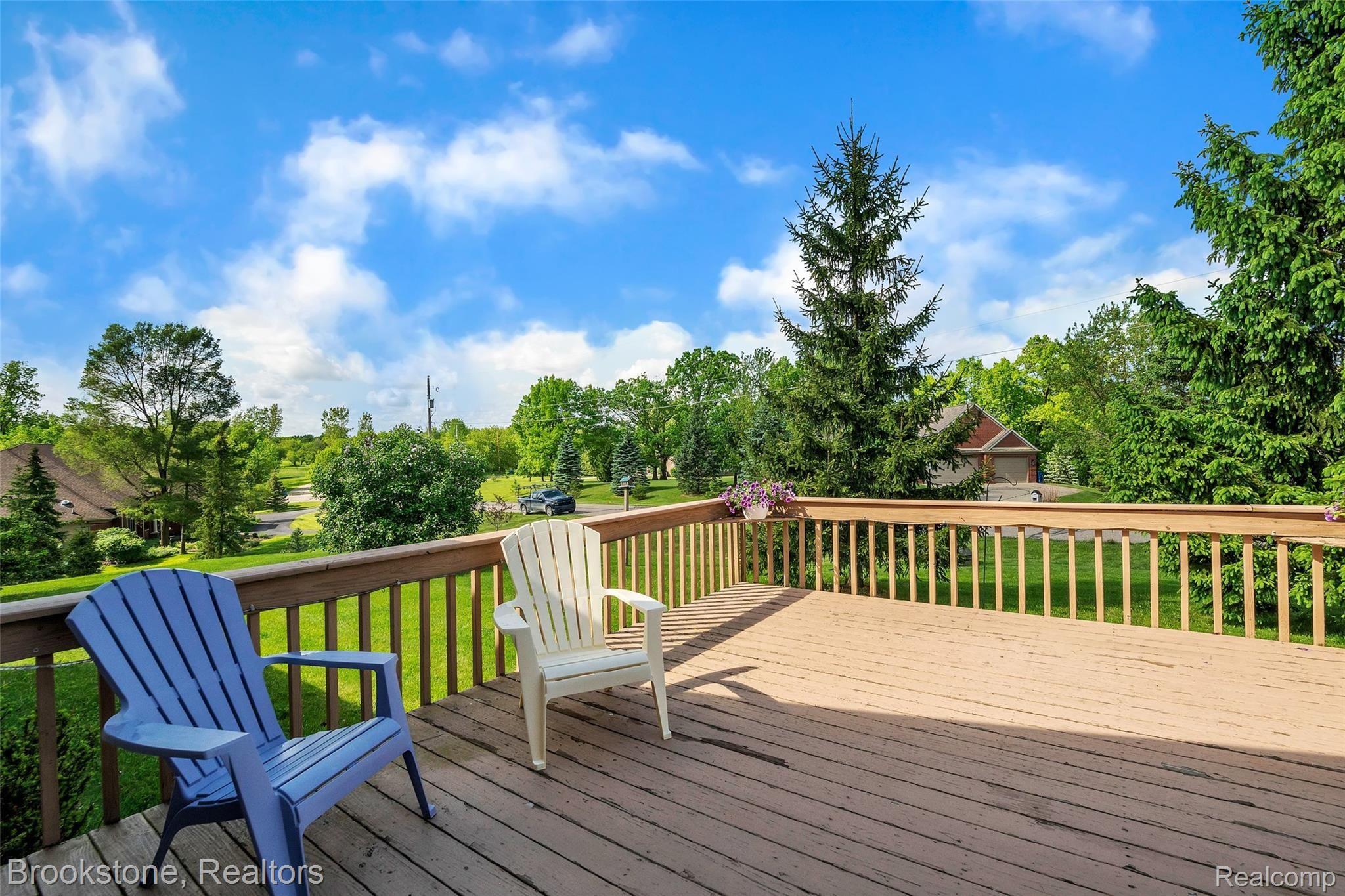 9449 Hegel Road Goodrich, MI 48438 - Photo 20 of 24 Deck off dining area