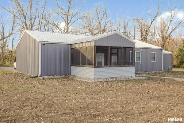 a view of house with a outdoor space