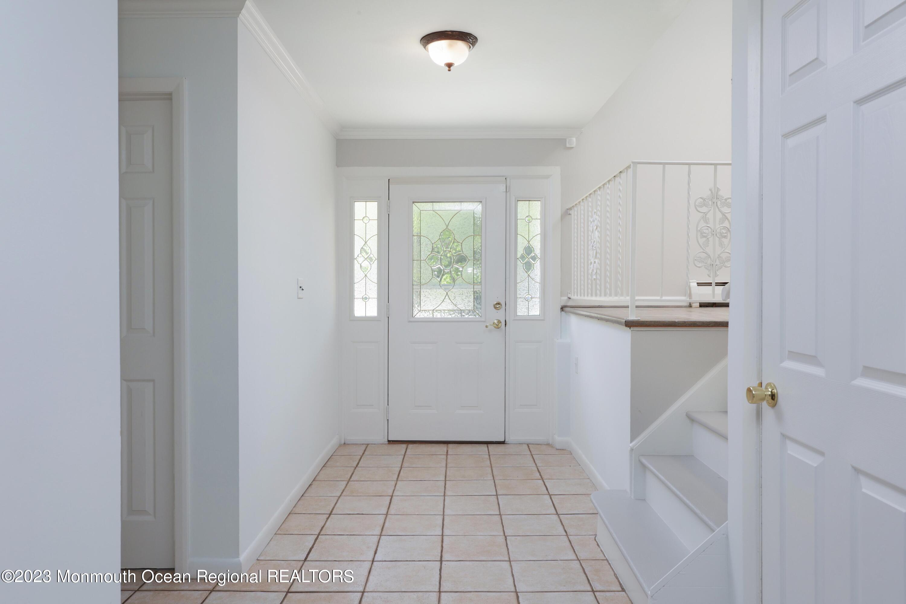 631 Harmony Road Middletown, NJ 07748 - Photo 7 of 35 harmony foyer 1