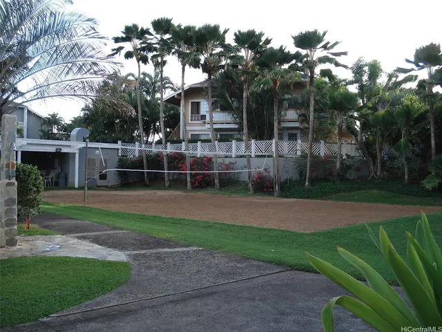 $2,900 | 4800 Mananai Place, Unit 12U, Honolulu, HI 96818