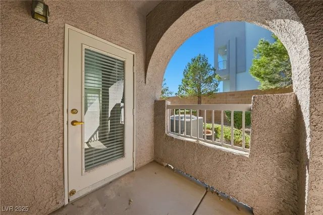 $1,650 | 10001 Peace Way, Unit 1270, Las Vegas, NV 89147