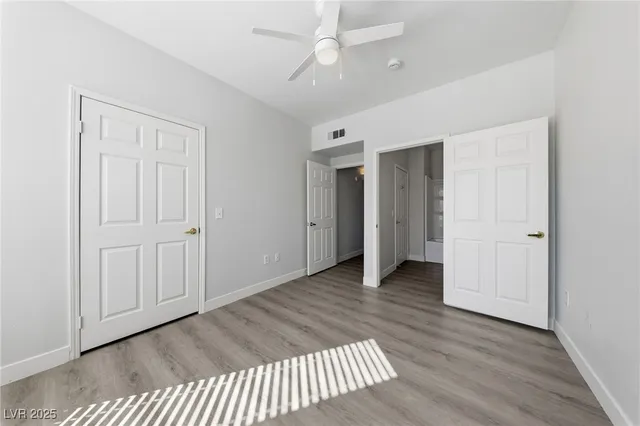 $1,650 | 10001 Peace Way, Unit 1270, Las Vegas, NV 89147