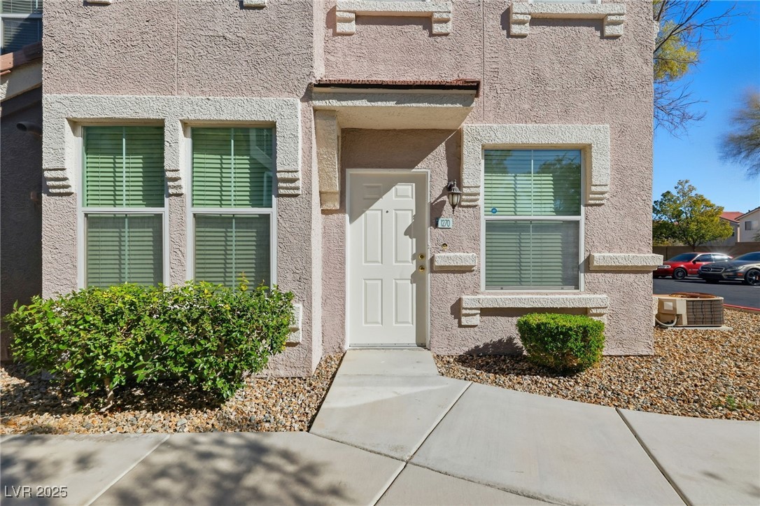 10001 Peace Way, Unit 1270 Las Vegas, NV 89147 - Photo 3 of 30 Welcome Home to Peace Way