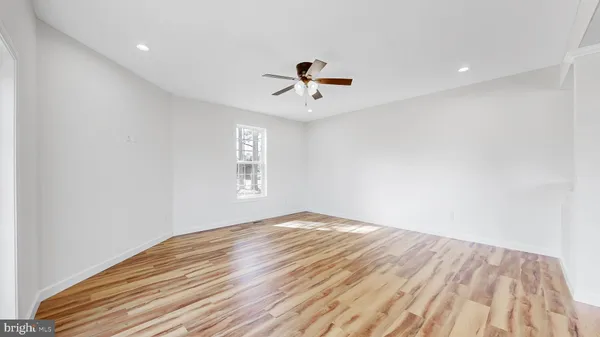 a view of empty room