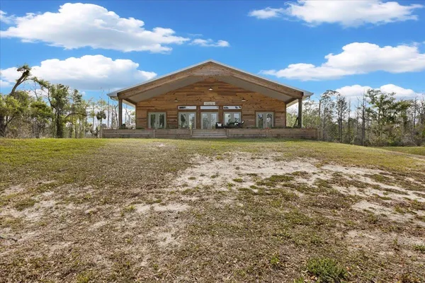 $729,000 | 539 Northwest 5th Avenue, Steinhatchee, FL 32359