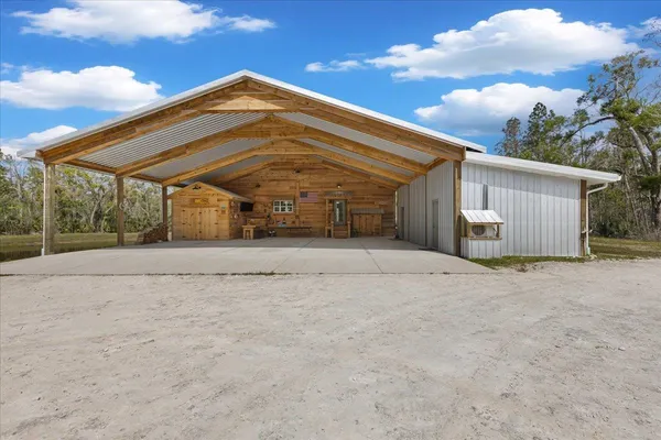 $729,000 | 539 Northwest 5th Avenue, Steinhatchee, FL 32359