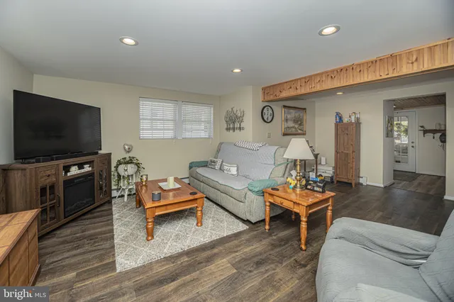 $595,000 | 193 Main Street, Grantsville, MD 21536