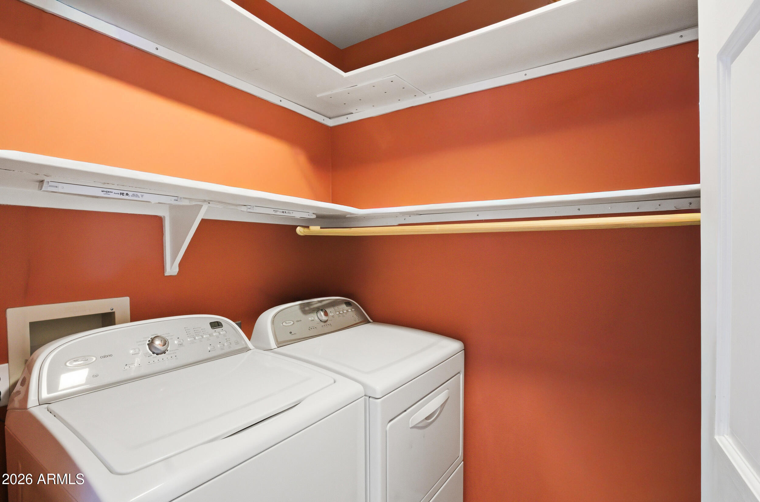 1032 East Clinton Street Phoenix, AZ 85020 - Photo 25 of 34 Laundry Room