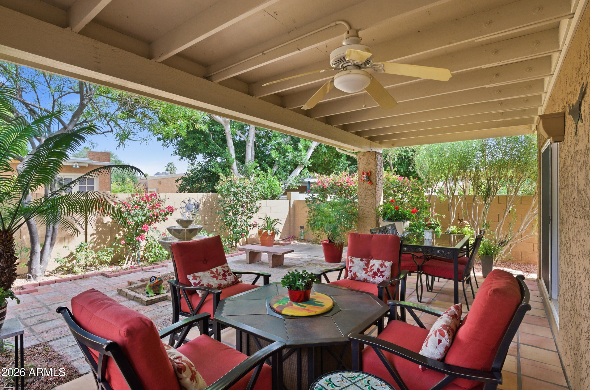 1032 East Clinton Street Phoenix, AZ 85020 - Photo 30 of 34 Room for Entertaining