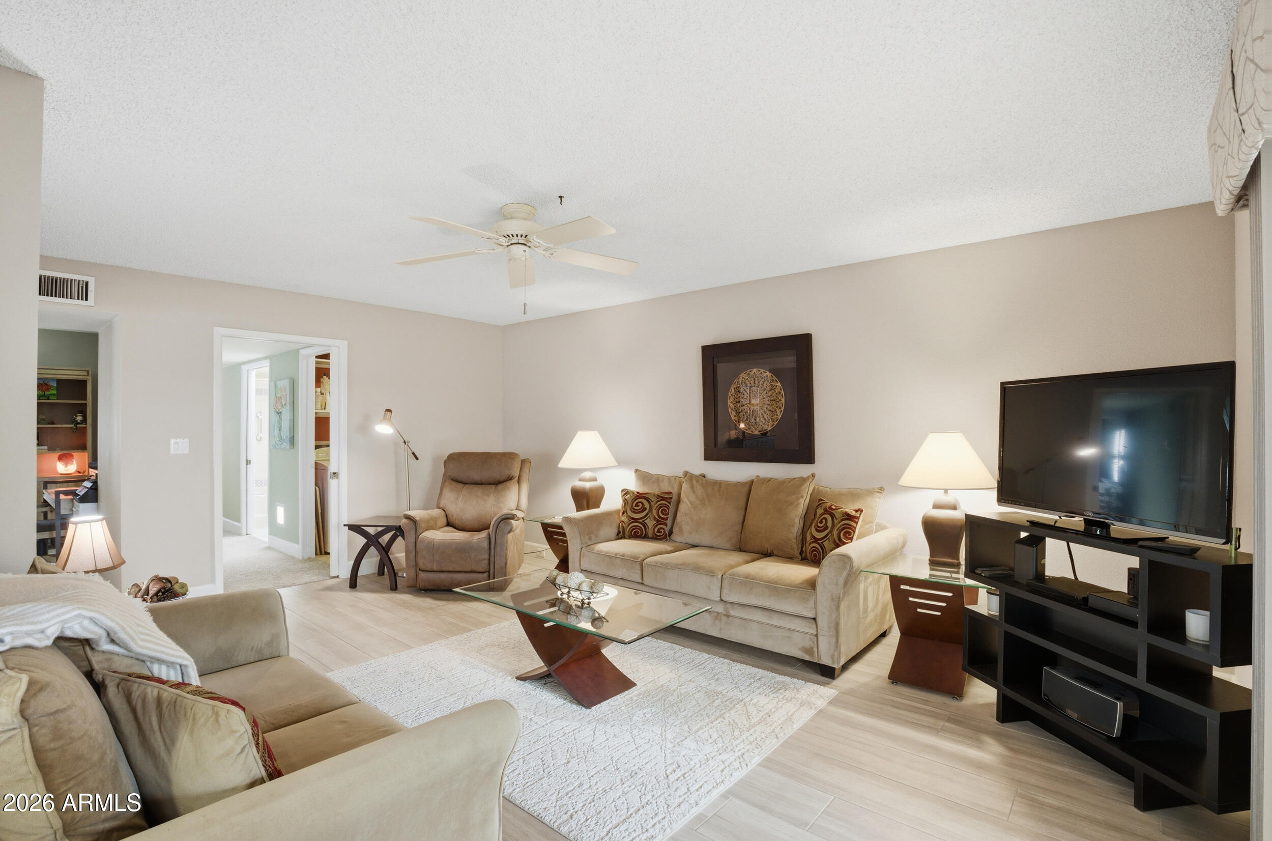 1032 East Clinton Street Phoenix, AZ 85020 - Photo 10 of 34 Family Room