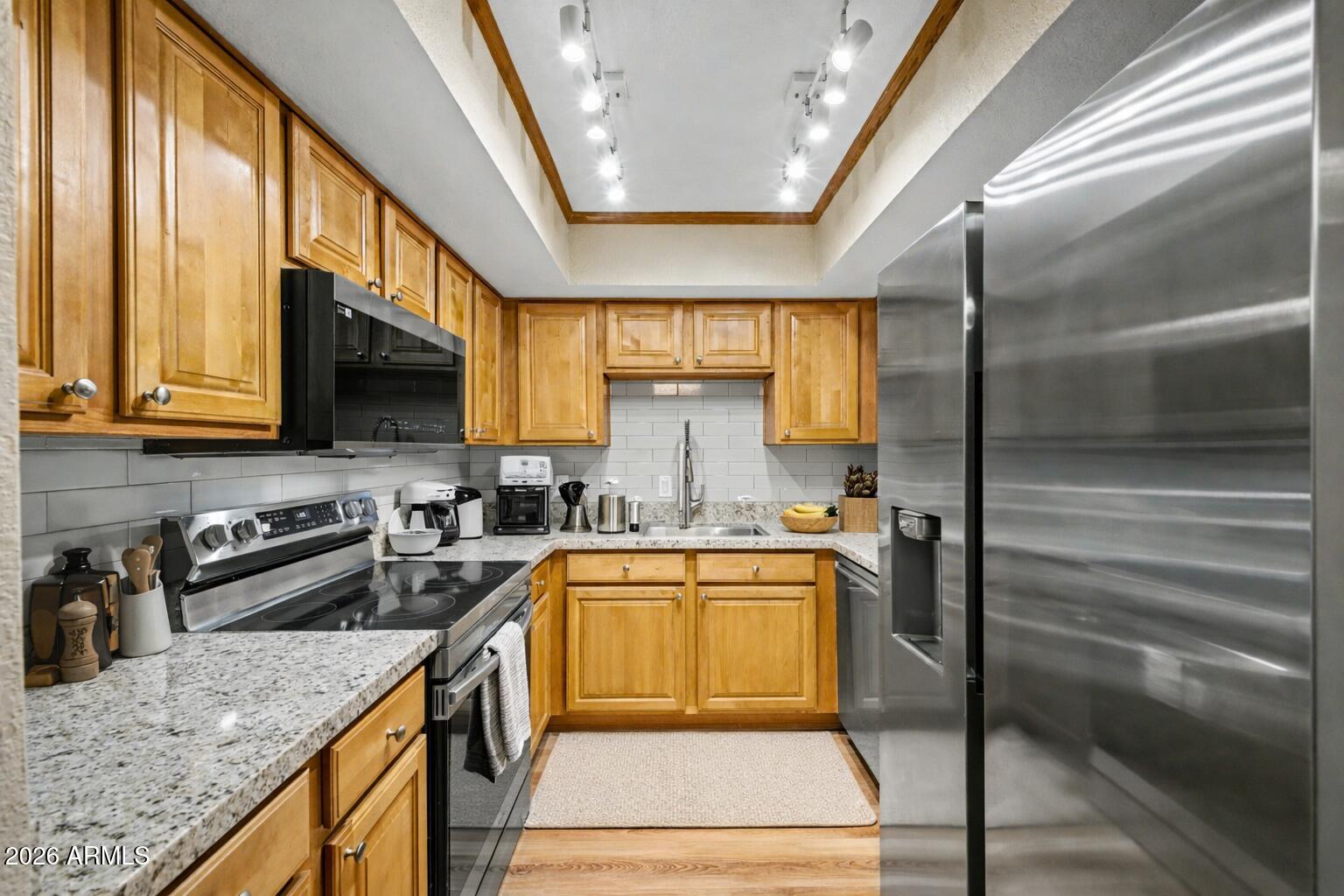 1340 North Recker Road, Unit 210 Mesa, AZ 85205 - Photo 11 of 45 kitchen VS