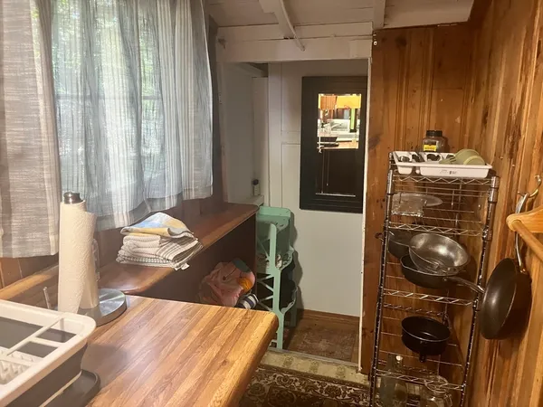 $62,000 | 2 Merrill Avenue, Hamilton, MA 01982