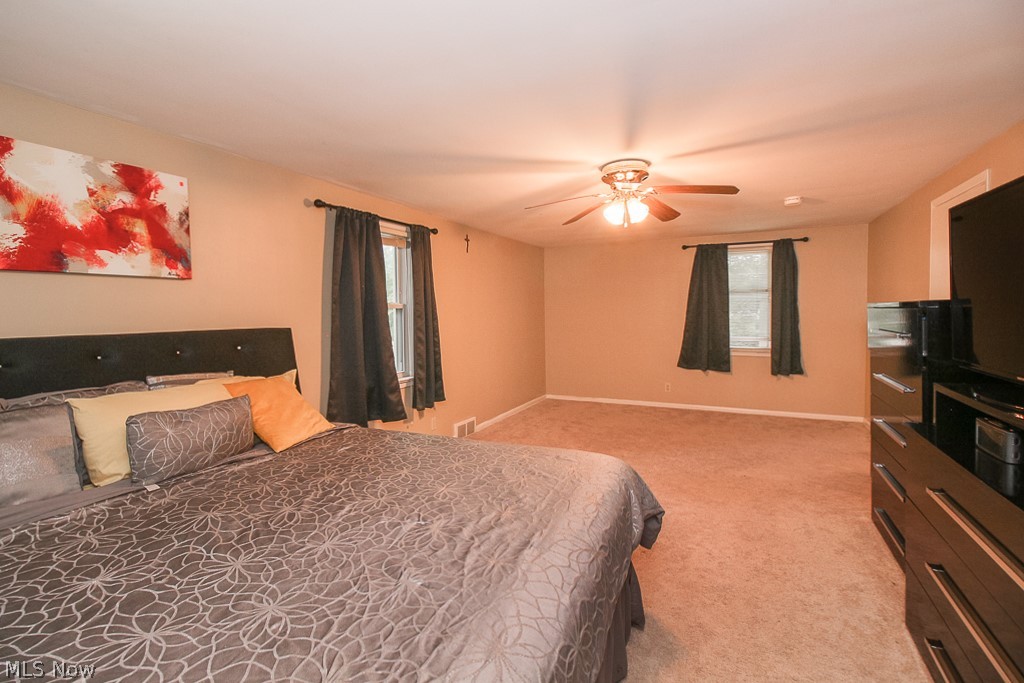 1148 Ford Road Lyndhurst, OH 44124 - Photo 31 of 35