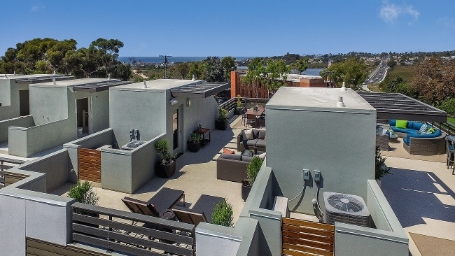 2545 State Street Carlsbad, CA 92008 - Photo 10 of 12