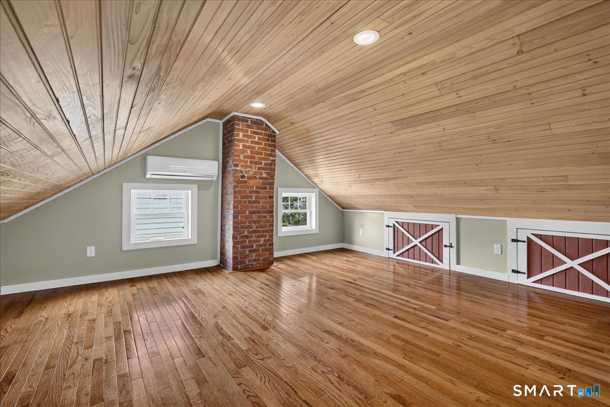 146 Filbert Street Hamden, CT 06517 - Photo 37 of 40