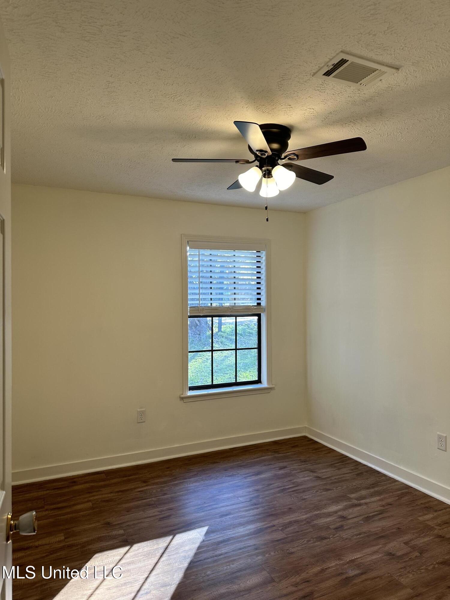 7628 Old Canton Road Madison, MS 39110 - Photo 5 of 10 IMG_6608