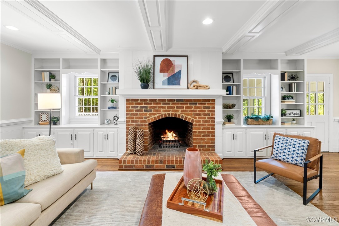 17 Dahlgren Road Richmond, VA 23238 - Photo 11 of 49 a living room with furniture and a fireplace