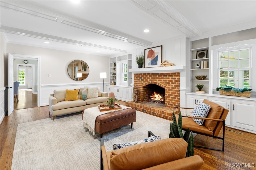 17 Dahlgren Road Richmond, VA 23238 - Photo 12 of 49 a living room with furniture and a fireplace