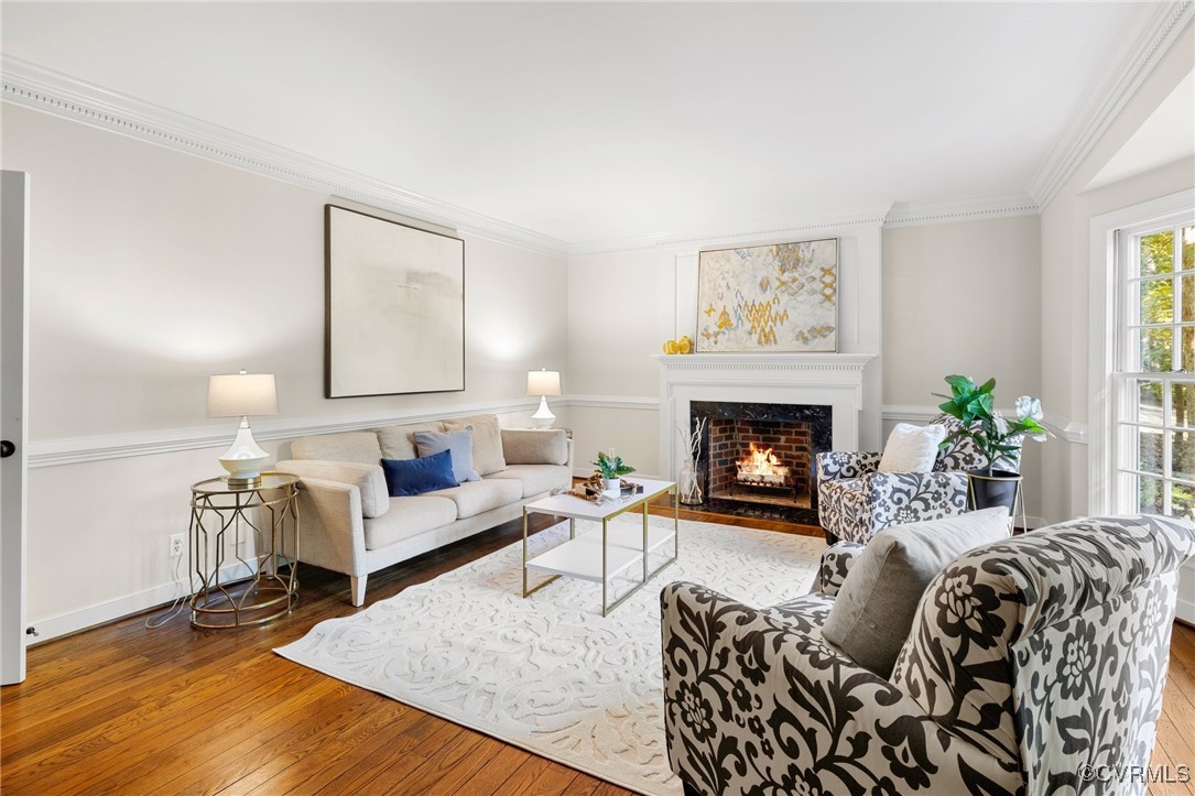 17 Dahlgren Road Richmond, VA 23238 - Photo 5 of 49 a living room with furniture and a fireplace