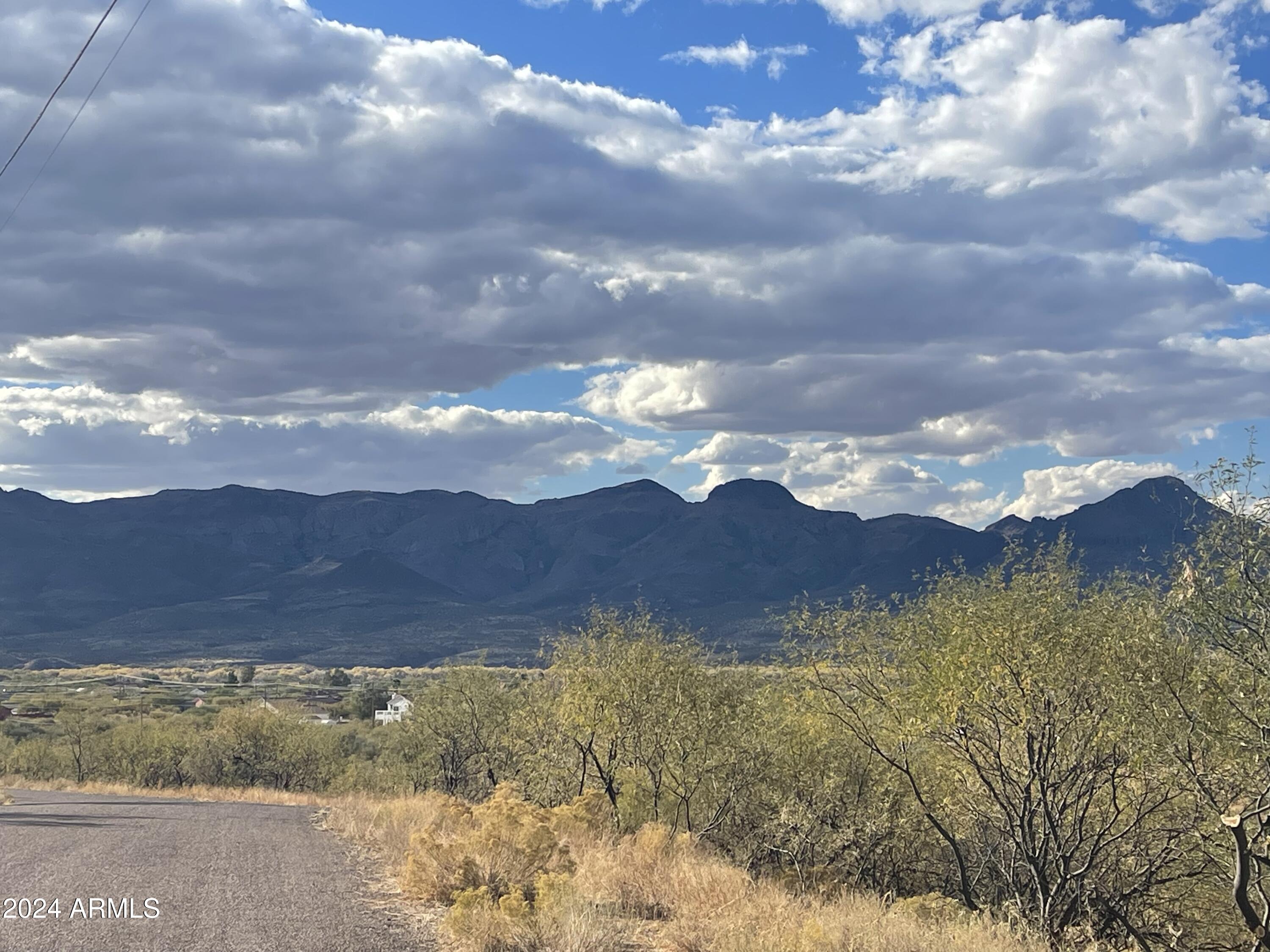 1209 Circulo Golfo, Unit 59 Rio Rico, AZ 85648 - Photo 4 of 10 Views