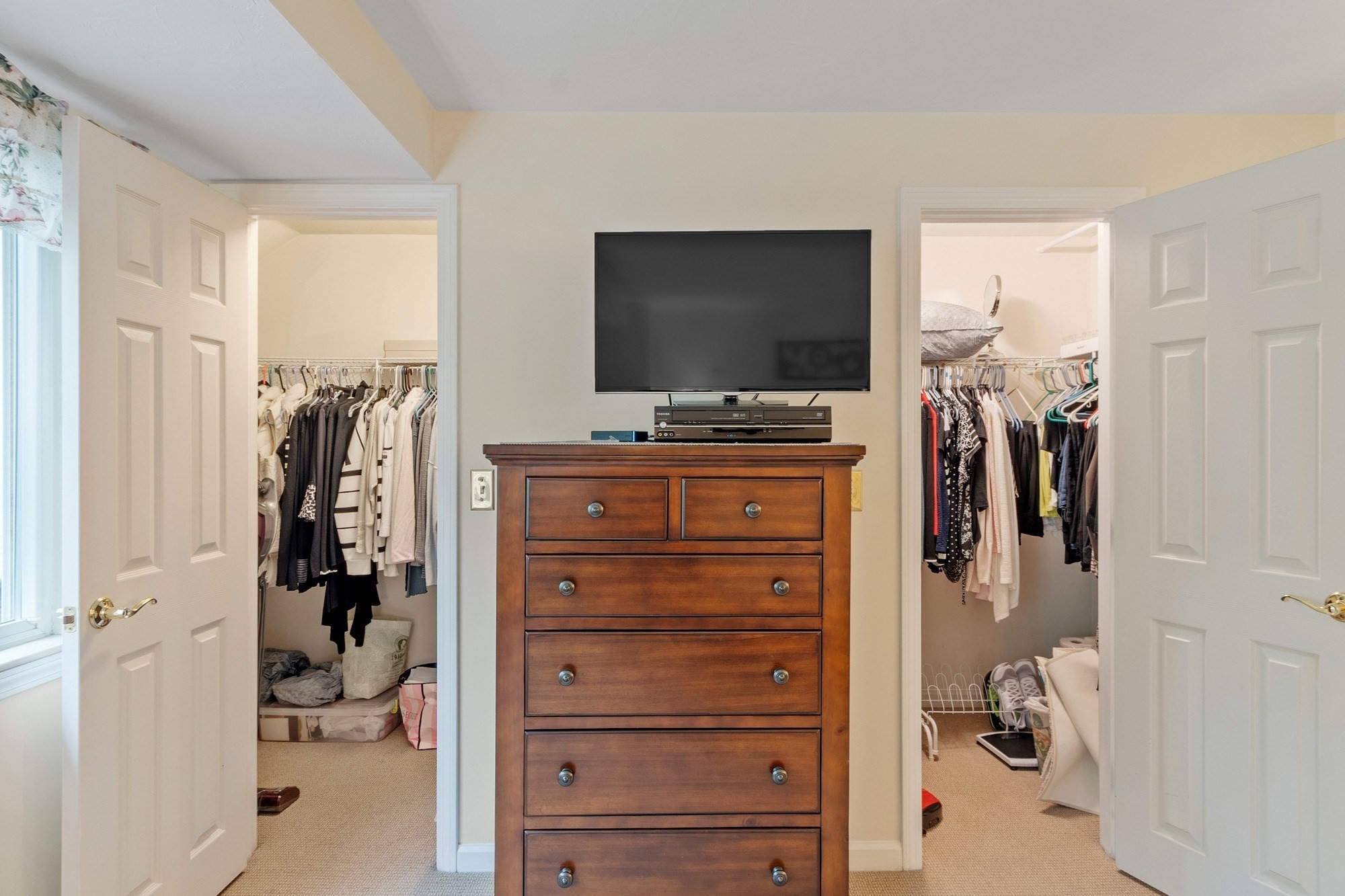 175 Littleton Road, Unit B4 Chelmsford, MA 01824 - Photo 16 of 42 Gallery Image 16