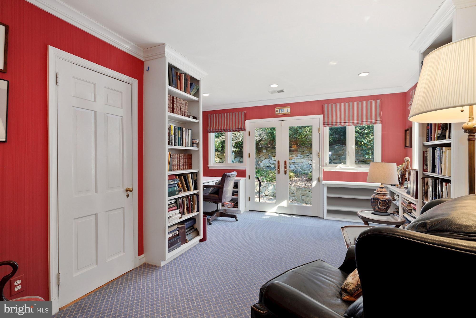 4777 Dexter Street Northwest Washington, DC 20007 - Photo 14 of 30 Library with Terrace Access