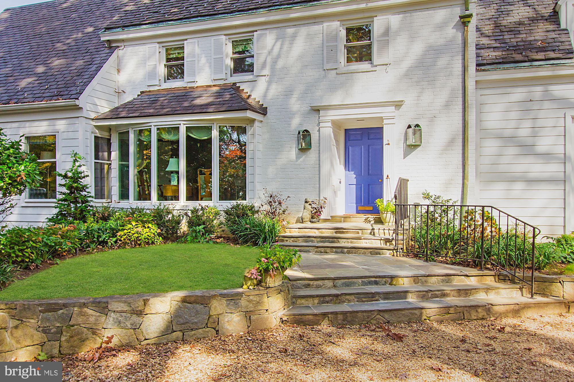 4777 Dexter Street Northwest Washington, DC 20007 - Photo 2 of 30 Welcoming Front Entryway