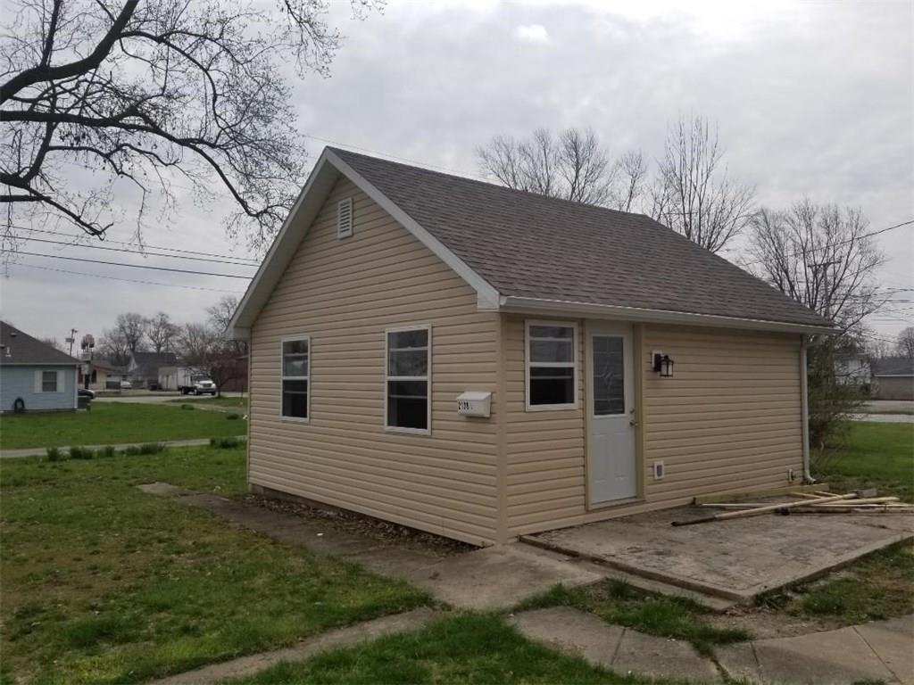 2138 Silver Street Anderson, IN 46012 - Photo 3 of 24 Gallery Image 3