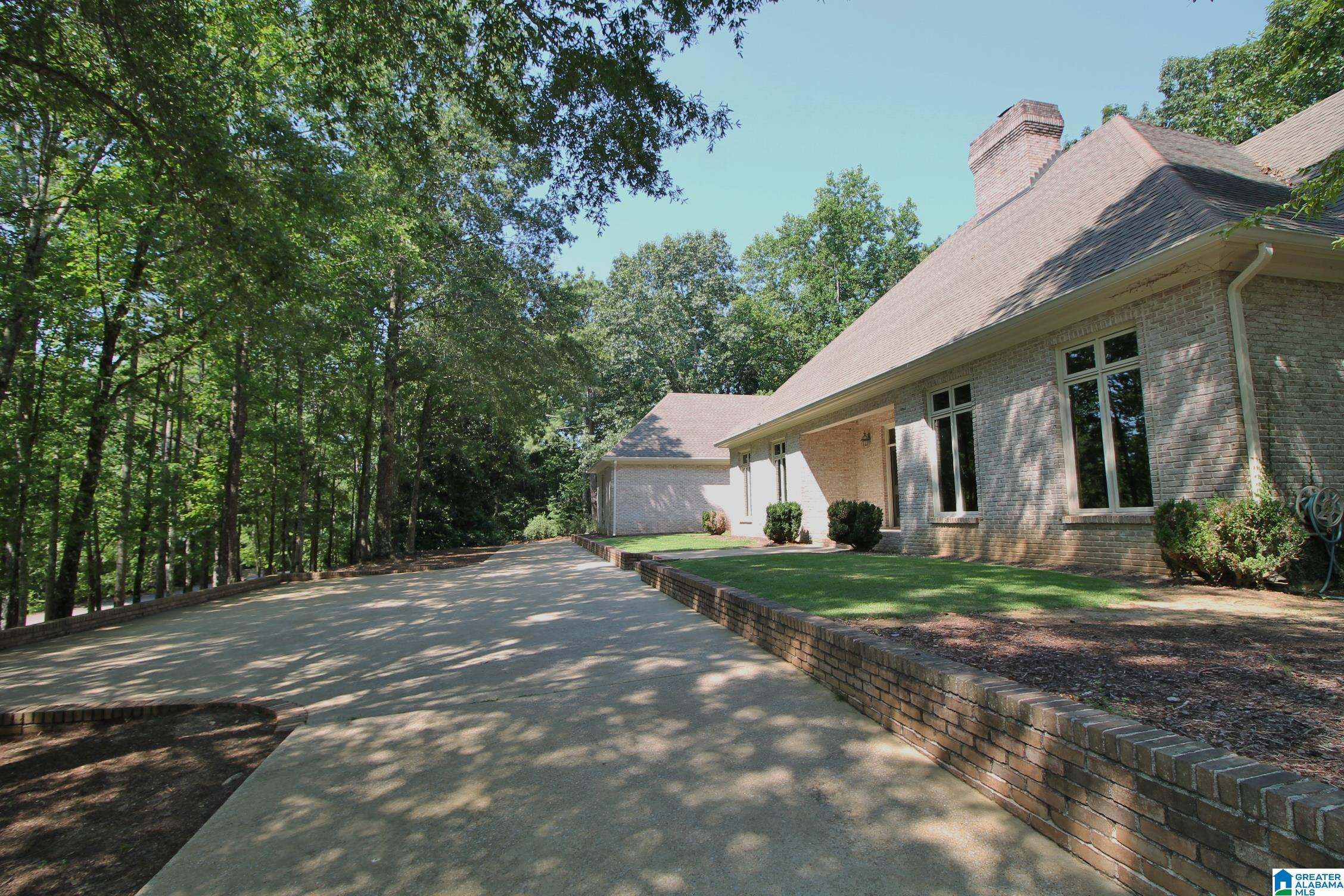 7653 Cottonridge Road Trussville, AL 35173 - Photo 5 of 66