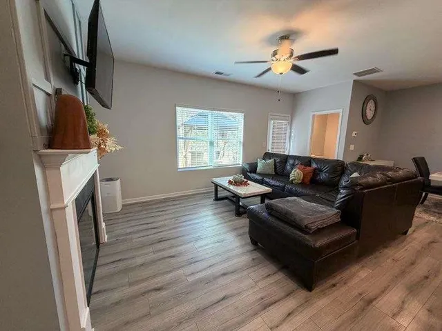 $2,300 | 7565 Knoll Hollow, Lithonia, GA 30058