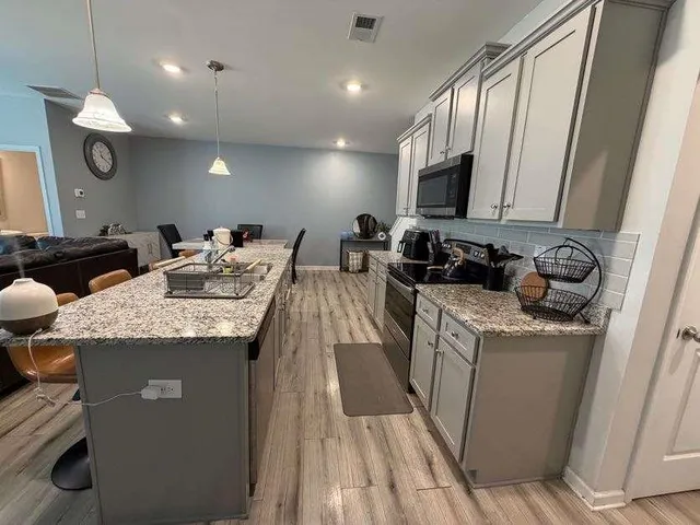 $2,300 | 7565 Knoll Hollow, Lithonia, GA 30058