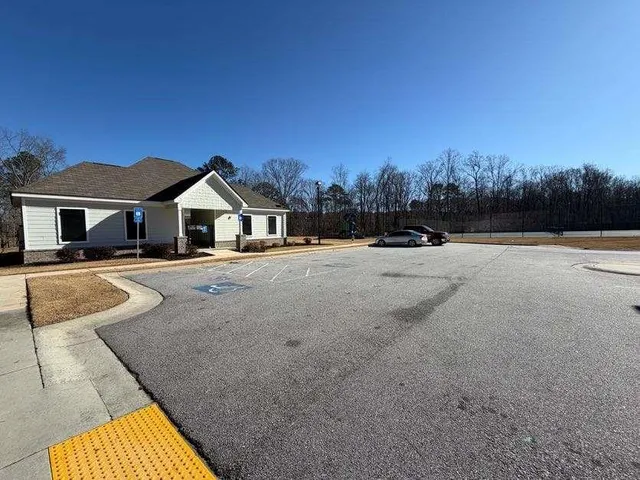 $2,300 | 7565 Knoll Hollow, Lithonia, GA 30058
