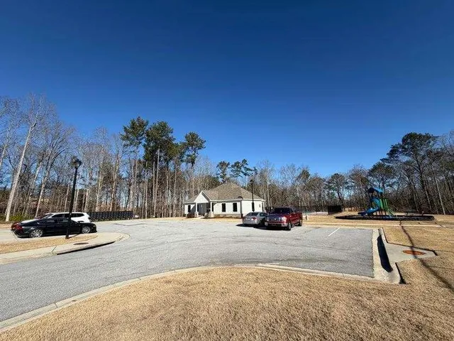 $2,300 | 7565 Knoll Hollow, Lithonia, GA 30058