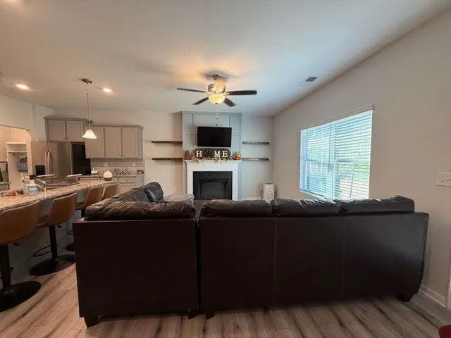 $2,300 | 7565 Knoll Hollow, Lithonia, GA 30058