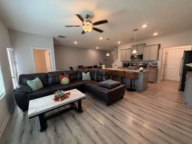 $2,300 | 7565 Knoll Hollow, Lithonia, GA 30058