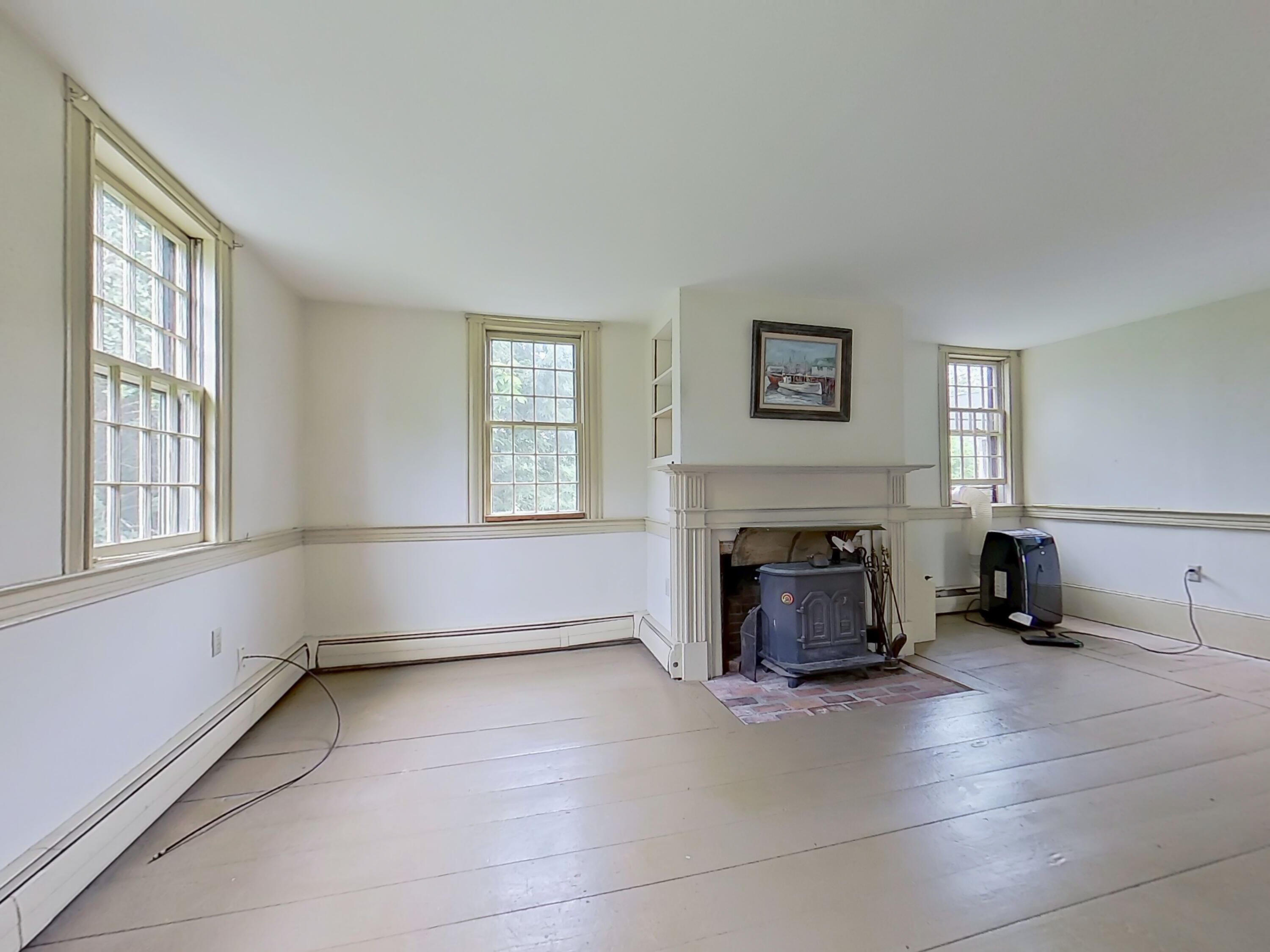 549 Litchfield Road Bowdoin, ME 04287 - Photo 29 of 104 Living Room