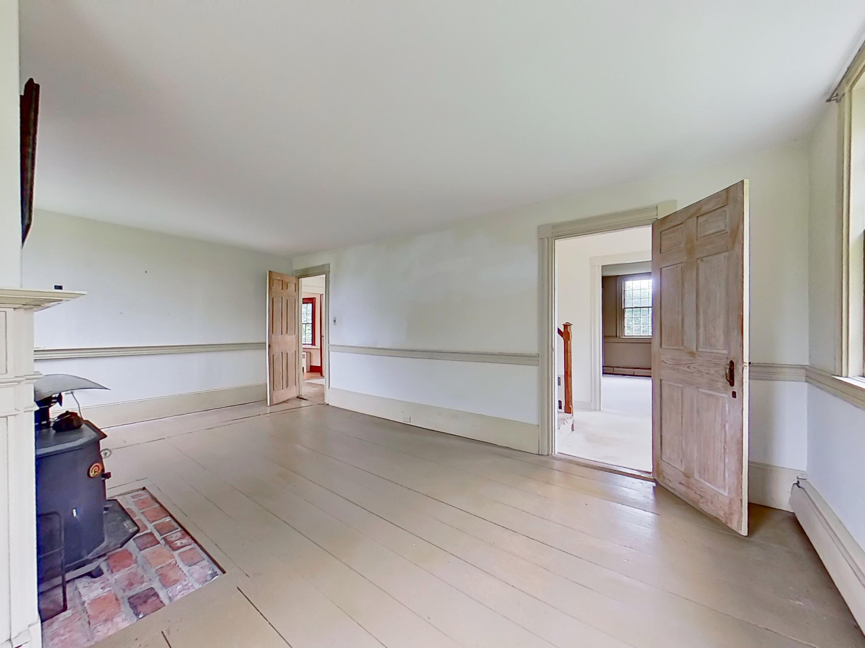 549 Litchfield Road Bowdoin, ME 04287 - Photo 30 of 104 Living Room