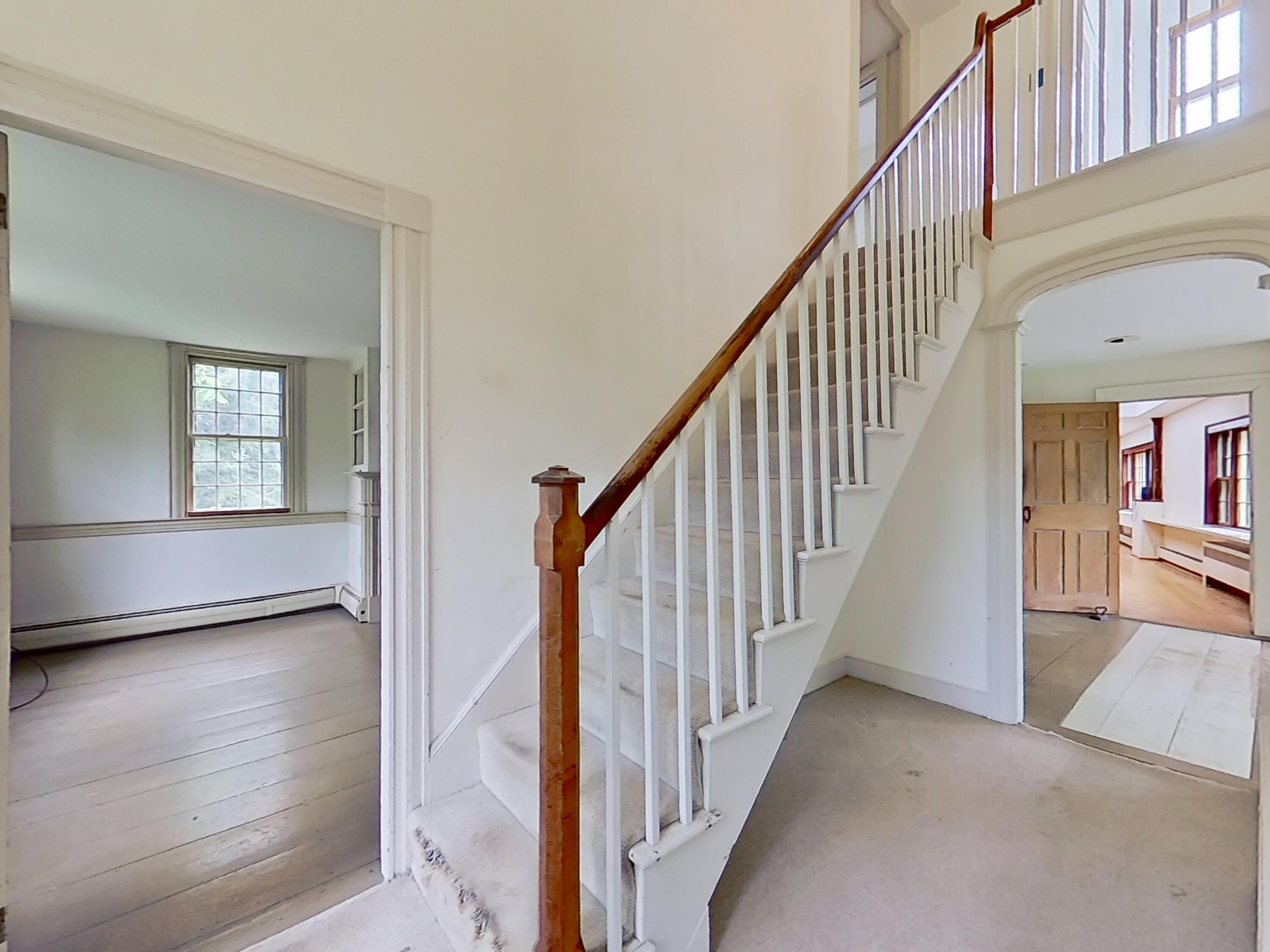549 Litchfield Road Bowdoin, ME 04287 - Photo 36 of 104 Staircase