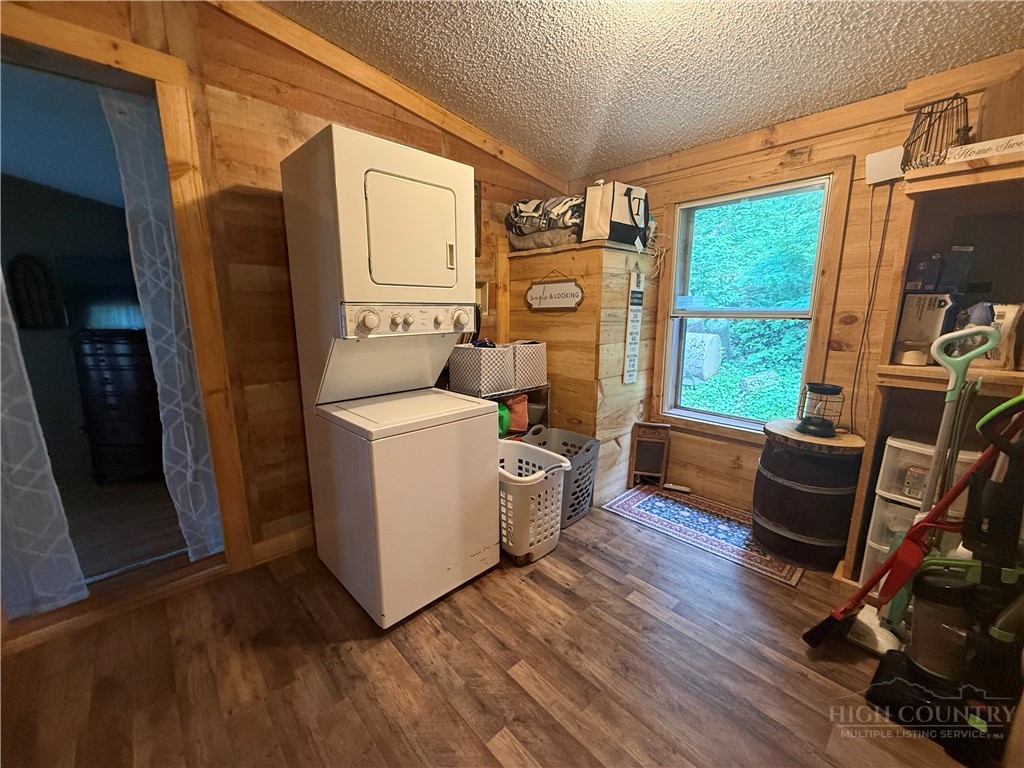 315 Walter Blevins Road Lansing, NC 28643 - Photo 25 of 27