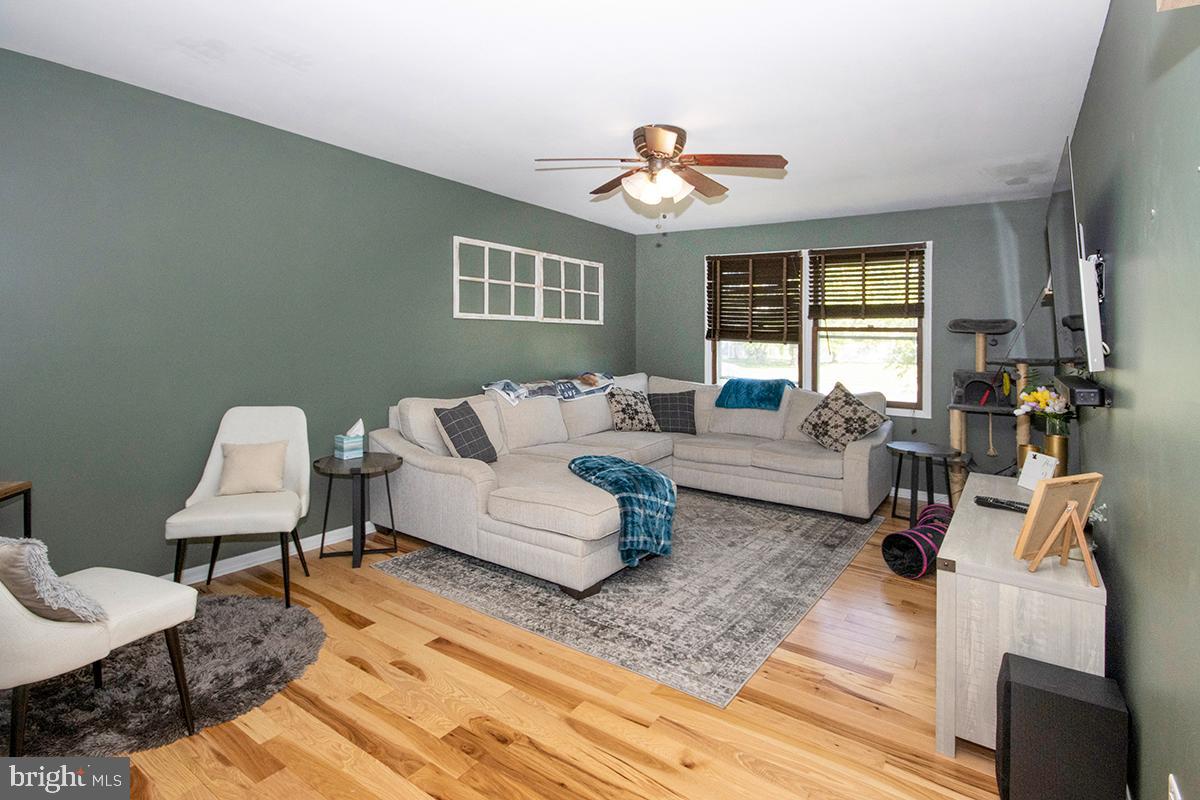 397 Megan Drive Mickleton, NJ 08056 - Photo 16 of 61