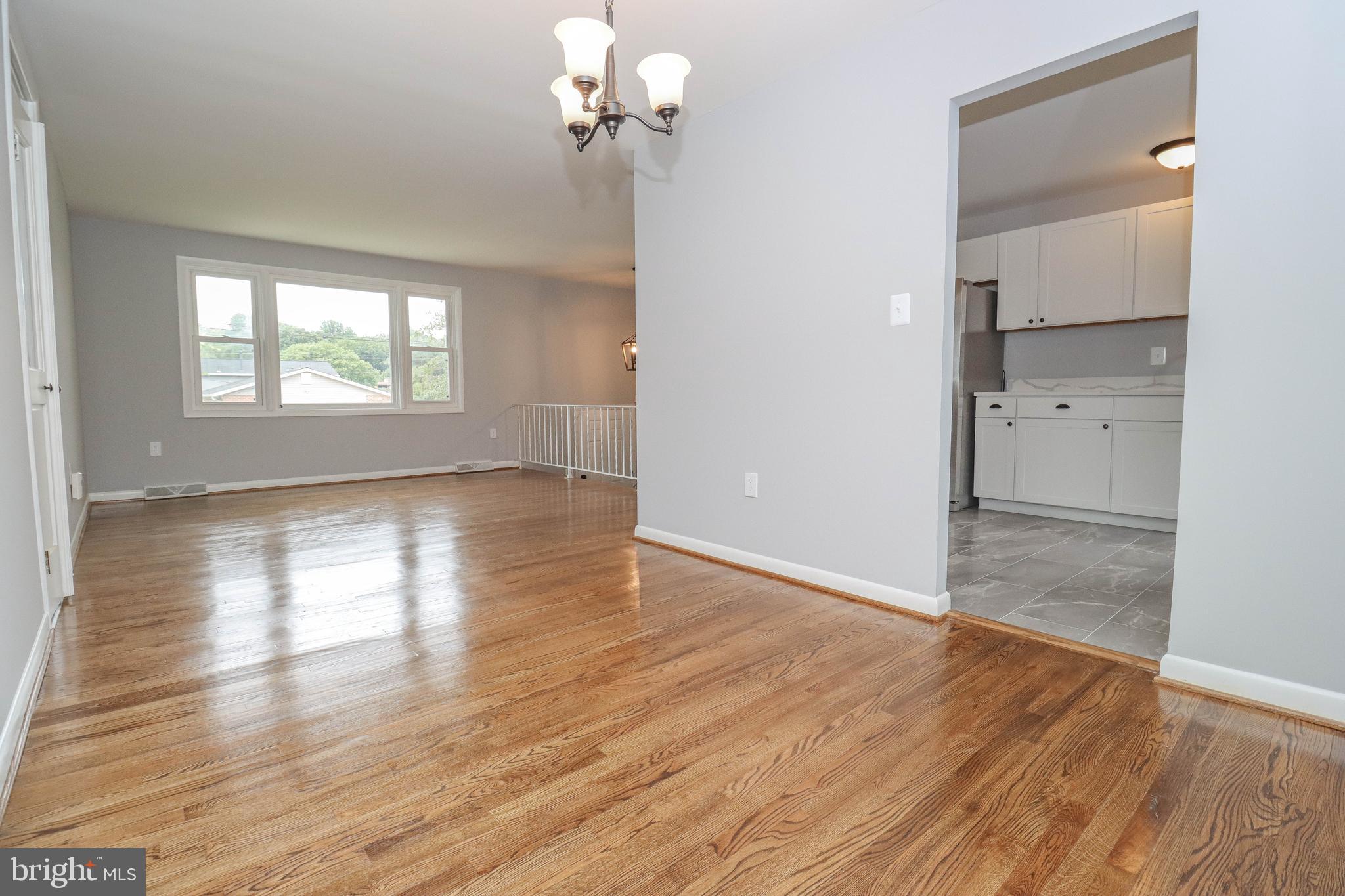 7600 Laurel Ridge Court Laurel, MD 20707 - Photo 3 of 30
