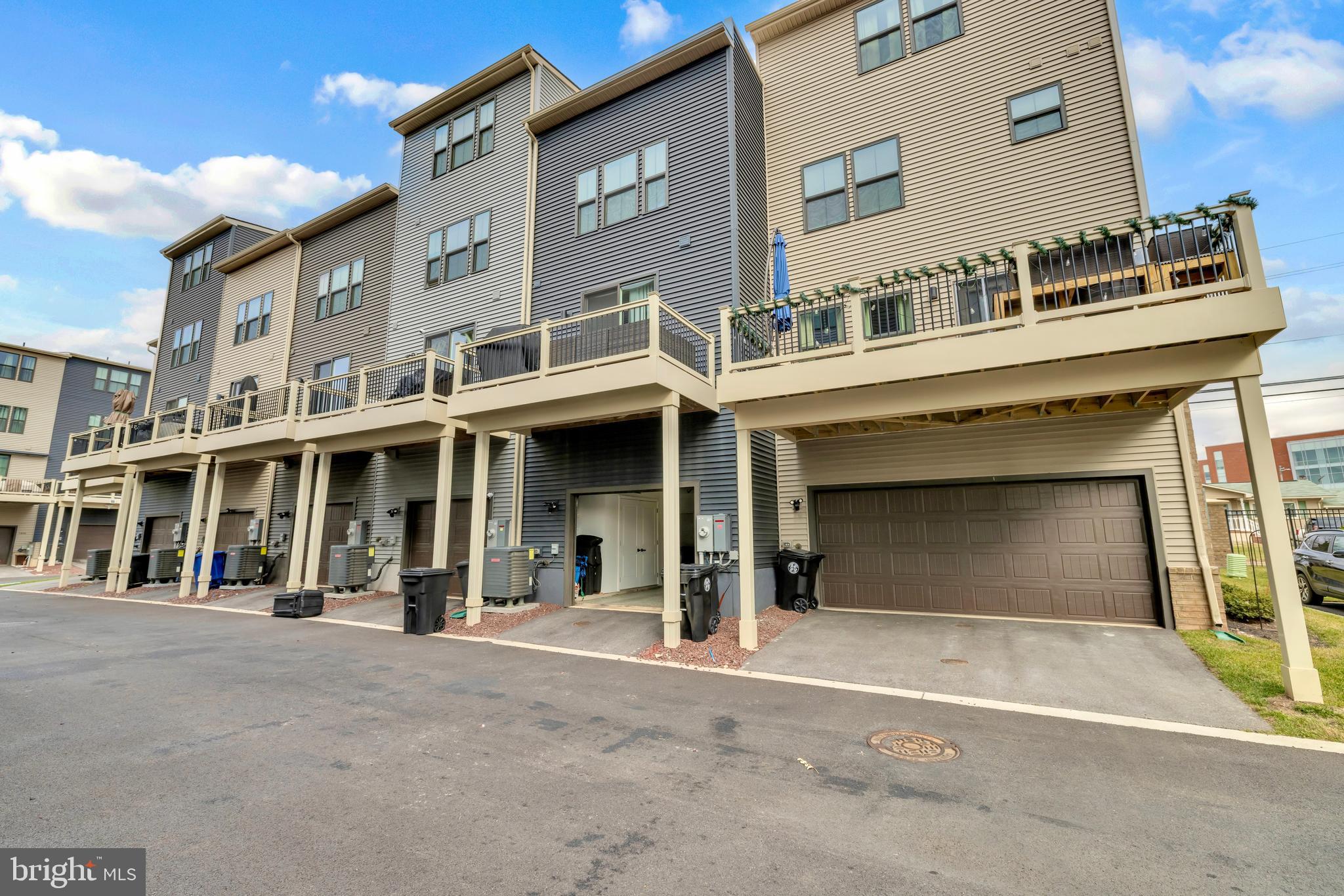 7111 Sollers Point Road Baltimore, MD 21222 - Photo 36 of 61 a view of a building with a outdoor space
