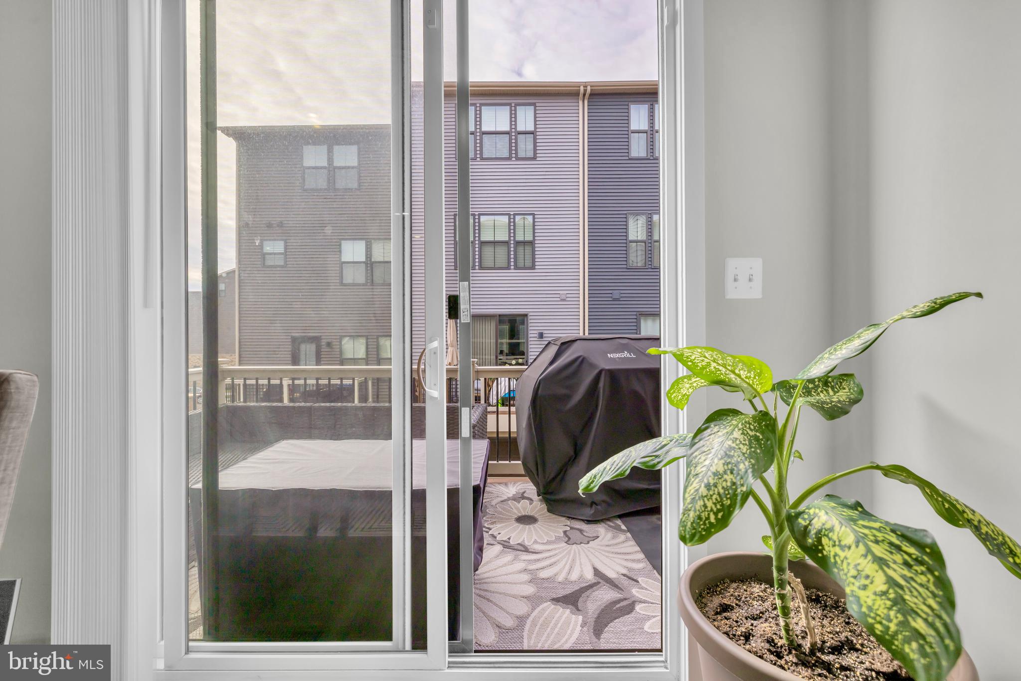 7111 Sollers Point Road Baltimore, MD 21222 - Photo 7 of 61 a vase of flowers sitting on a table